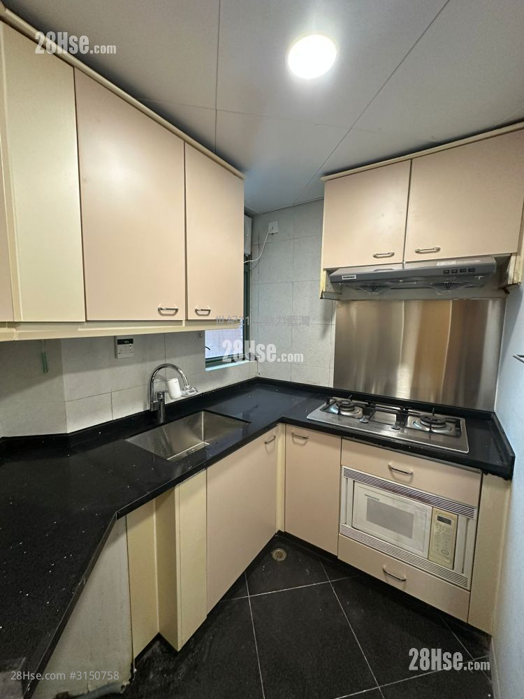 蓝湾半岛 售盘 3 房 , 3 浴室 811 平方尺 ( 75.3 平方米 ) 蓝湾半岛 售盘 3 房 , 3 浴室 811 平方尺 ( 75.3 平方米 )