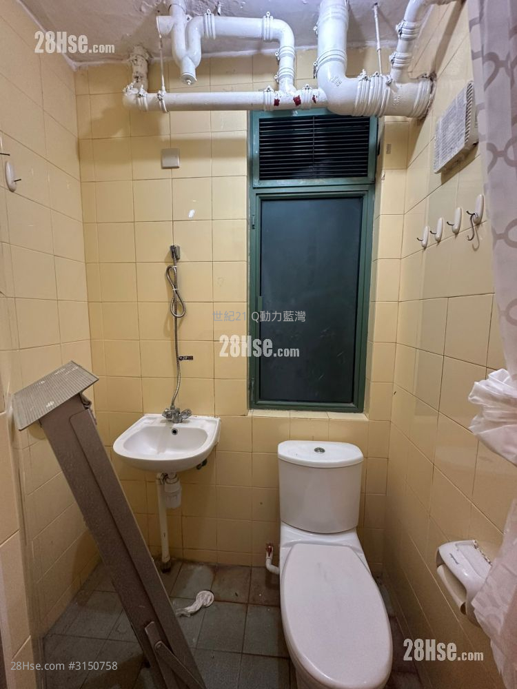 蓝湾半岛 售盘 3 房 , 3 浴室 811 平方尺 ( 75.3 平方米 ) 蓝湾半岛 售盘 3 房 , 3 浴室 811 平方尺 ( 75.3 平方米 )