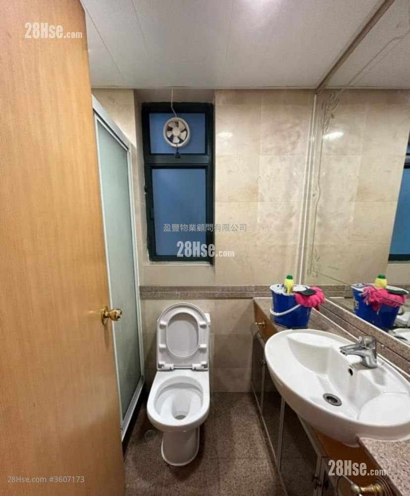 Brilliant Court Sell 2 Bedrooms , 1 Bathroom 385 ft² ( 35.8 m² ) Brilliant Court Sell 2 Bedrooms , 1 Bathroom 385 ft² ( 35.8 m² )