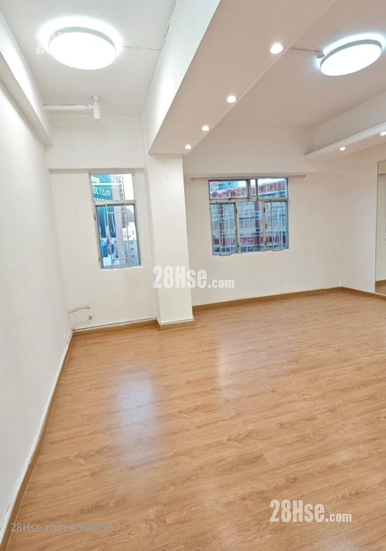 Golden Plaza Rental 1 Bedroom , 1 Bathroom 417 ft² ( 38.7 m² ) Golden Plaza Rental 1 Bedroom , 1 Bathroom 417 ft² ( 38.7 m² )