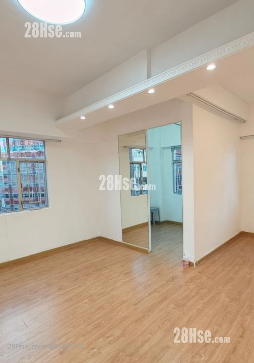 Golden Plaza Rental 1 Bedroom , 1 Bathroom 417 ft² ( 38.7 m² ) Golden Plaza Rental 1 Bedroom , 1 Bathroom 417 ft² ( 38.7 m² )