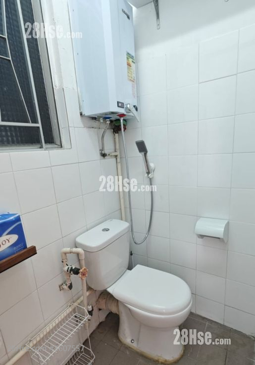 Golden Plaza Rental 1 Bedroom , 1 Bathroom 417 ft² ( 38.7 m² ) Golden Plaza Rental 1 Bedroom , 1 Bathroom 417 ft² ( 38.7 m² )