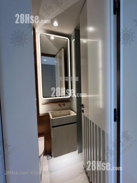 Baker Circle Greenwich 售盘 215 平方尺 ( 20.0 平方米 ) Baker Circle Greenwich 售盘 215 平方尺 ( 20.0 平方米 )