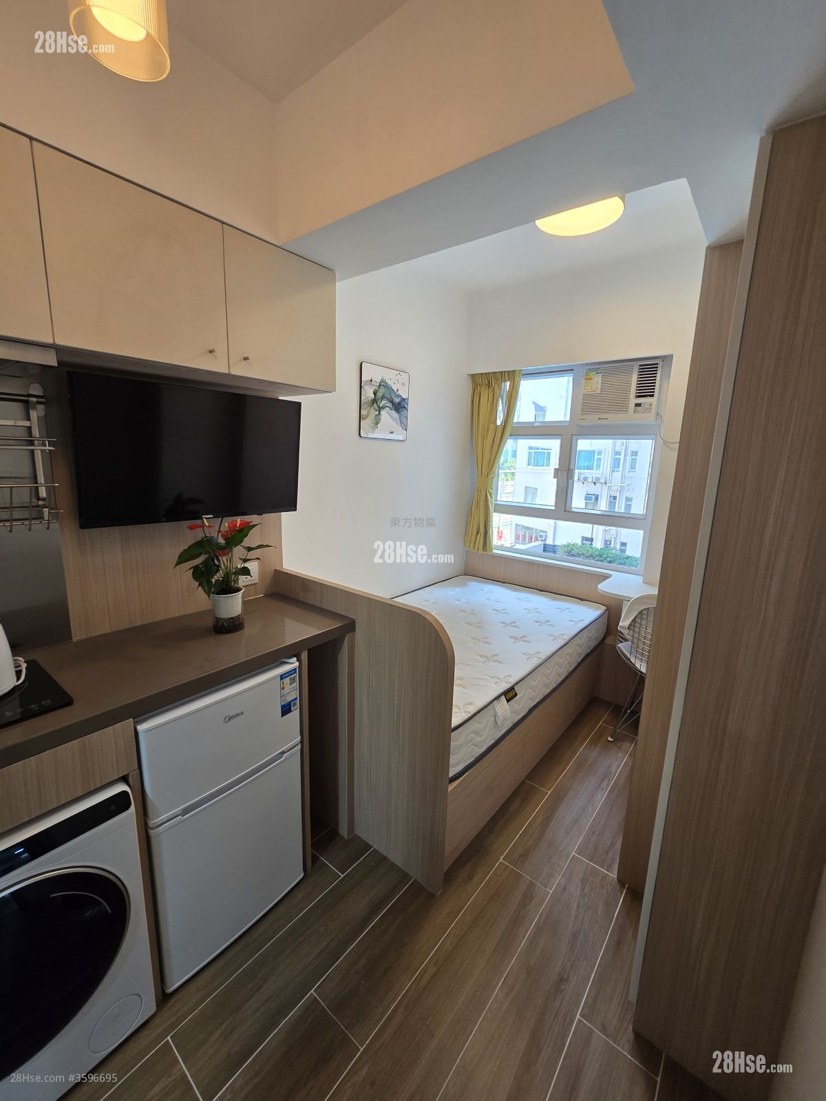 Mansion Building Rental Studio , 1 Bathroom 108 ft² ( 10.0 m² )