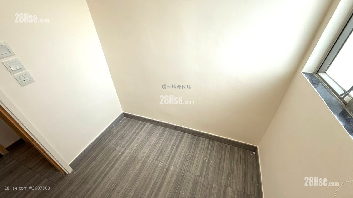 Affluence Garden Rental 2 Bedrooms , 1 Bathroom 462 ft² ( 42.9 m² ) Affluence Garden Rental 2 Bedrooms , 1 Bathroom 462 ft² ( 42.9 m² )