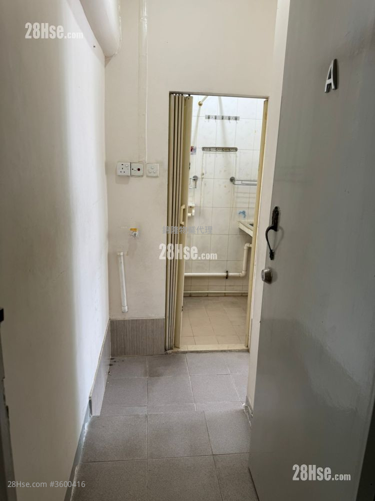 美景楼2期 售盘 3 房 , 3 浴室 450 平方尺 ( 41.8 平方米 )