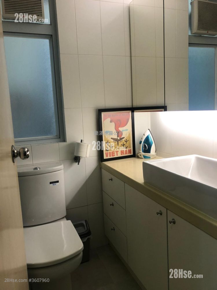 唐楼 租盘 1 房 , 1 浴室 403 平方尺 ( 37.4 平方米 ) 唐楼 租盘 1 房 , 1 浴室 403 平方尺 ( 37.4 平方米 )