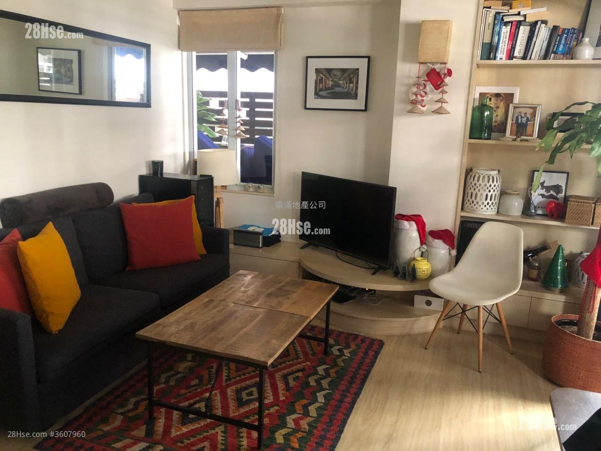 唐楼 租盘 1 房 , 1 浴室 403 平方尺 ( 37.4 平方米 ) 唐楼 租盘 1 房 , 1 浴室 403 平方尺 ( 37.4 平方米 )