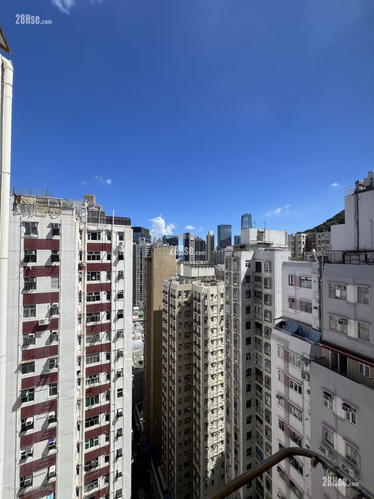 Healthy Gardens Sell 2 Bedrooms , 1 Bathroom 456 ft² ( 42.4 m² )