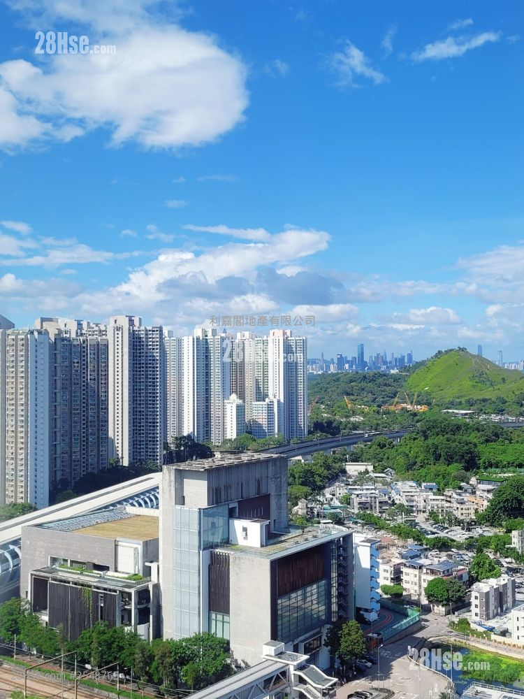 Ping Yan Court Sell 2 Bedrooms , 1 Bathroom 447 ft² ( 41.5 m² ) Ping Yan Court Sell 2 Bedrooms , 1 Bathroom 447 ft² ( 41.5 m² )