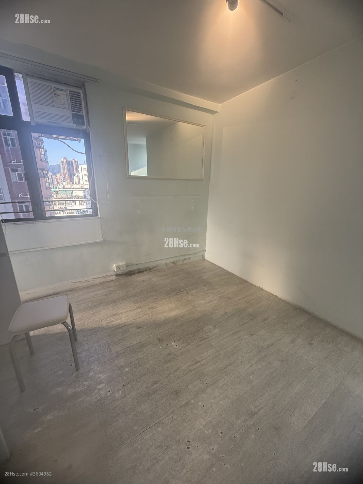 Bo Yip Building Rental Studio , 1 Bathroom 205 ft² ( 19.0 m² )