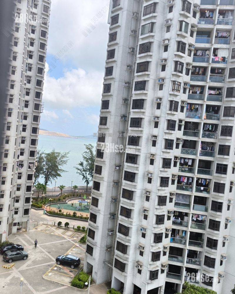 Heng Fa Chuen Sell 2 Bedrooms , 1 Bathroom 499 ft² ( 46.4 m² ) Heng Fa Chuen Sell 2 Bedrooms , 1 Bathroom 499 ft² ( 46.4 m² )