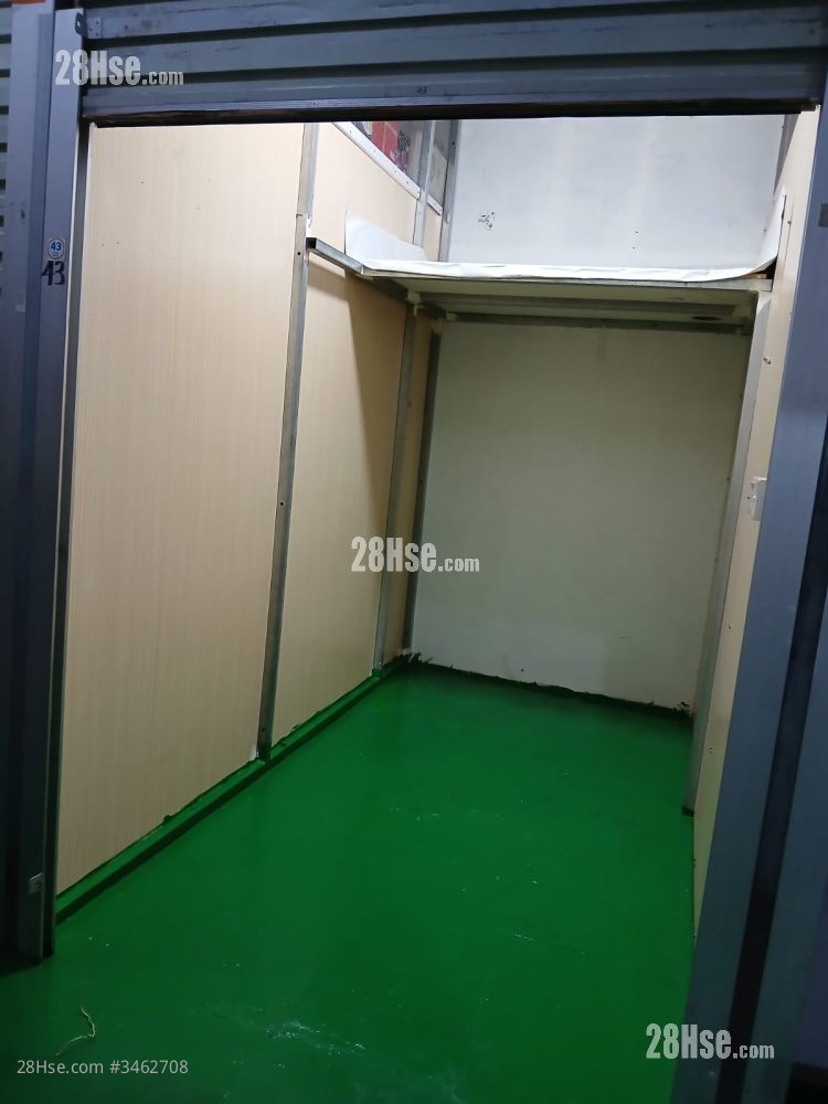 Wah Mow Factory Building Rental 36 ft² ( 3.3 m² ) Wah Mow Factory Building Rental 36 ft² ( 3.3 m² )
