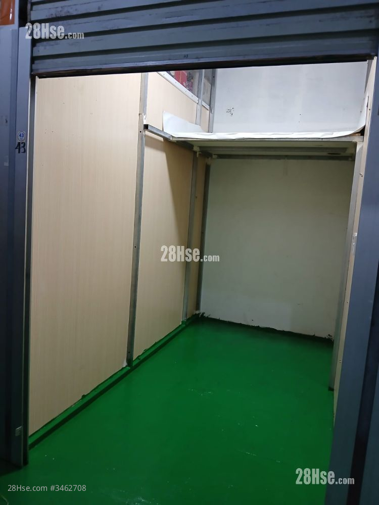 Wah Mow Factory Building Rental 36 ft² ( 3.3 m² ) Wah Mow Factory Building Rental 36 ft² ( 3.3 m² )