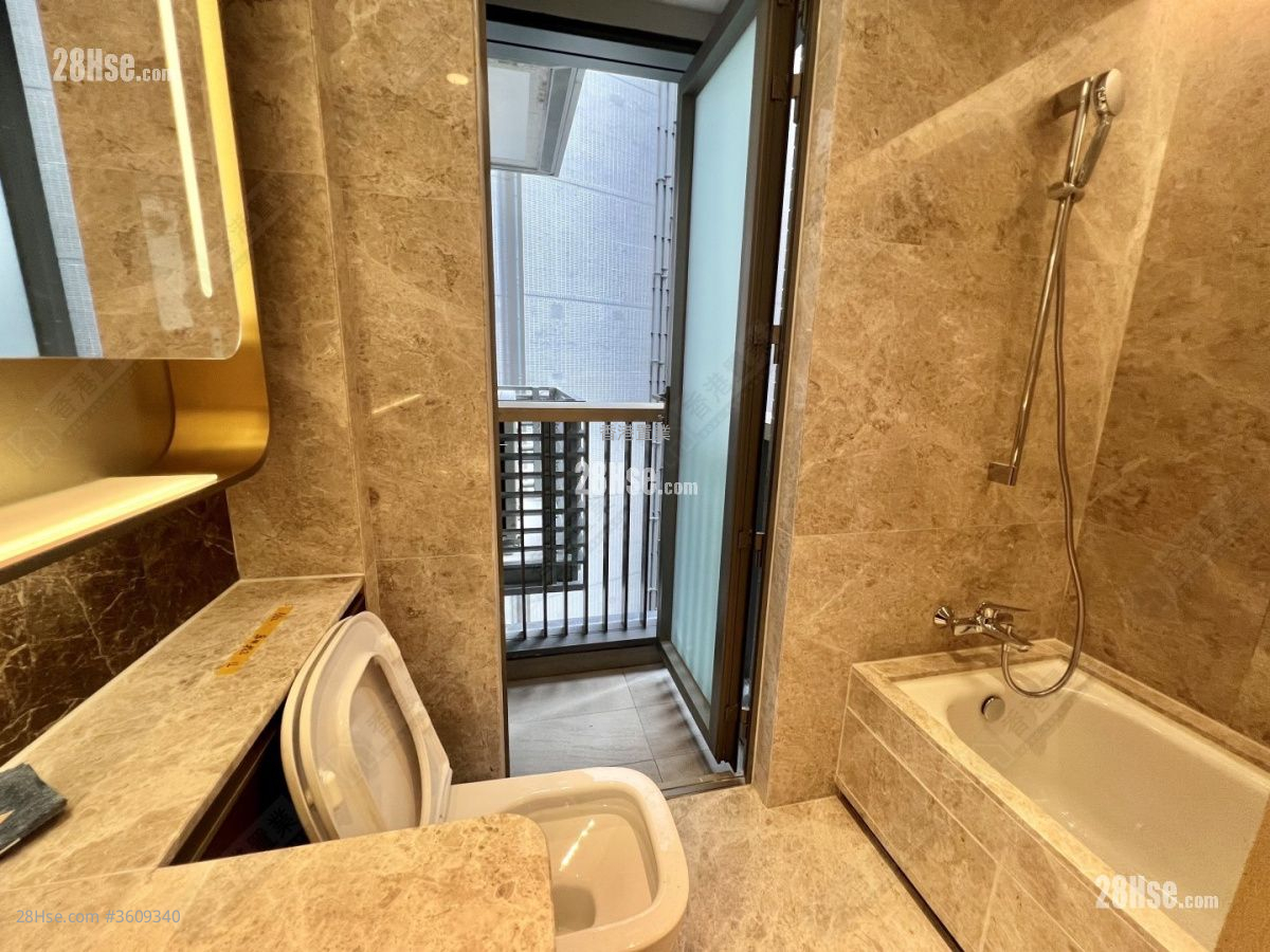 The Southside Rental 4 Bedrooms , 2 Bathrooms 1,299 ft² ( 120.7 m² ) The Southside Rental 4 Bedrooms , 2 Bathrooms 1,299 ft² ( 120.7 m² )
