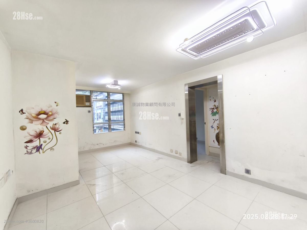 唐明苑 售盘 3 房 , 2 浴室 601 平方尺 ( 55.8 平方米 )