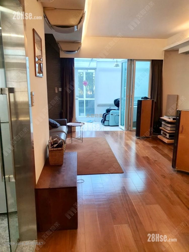 四季雅苑 售盘 3 房 933 平方尺 ( 86.7 平方米 )