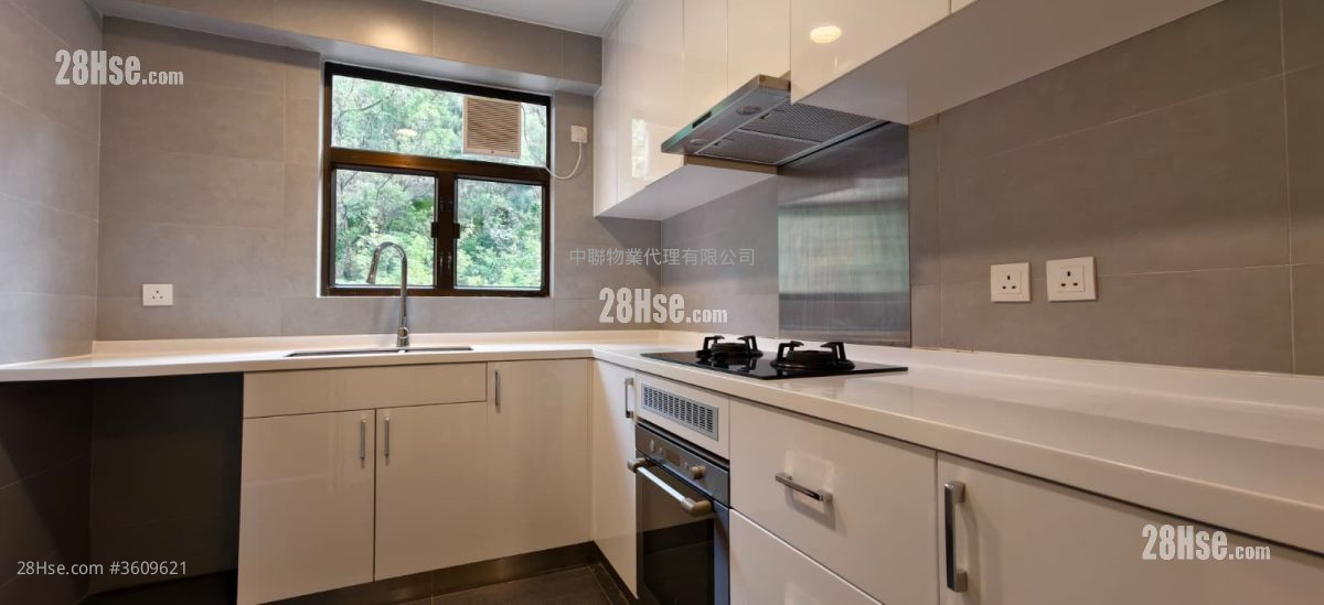 丽峰花园 租盘 3 房 , 2 浴室 1,760 平方尺 ( 163.5 平方米 ) 丽峰花园 租盘 3 房 , 2 浴室 1,760 平方尺 ( 163.5 平方米 )