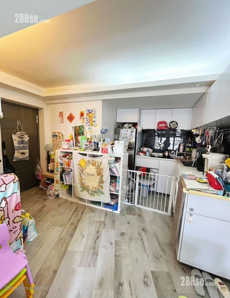 豪苑 售盘 2 房 408 平方尺 ( 37.9 平方米 )