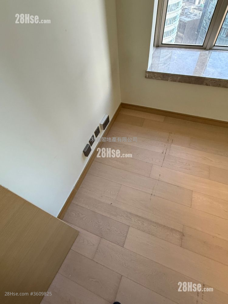 Harbour Pinnacle Rental 2 Bedrooms 445 ft² ( 41.3 m² ) Harbour Pinnacle Rental 2 Bedrooms 445 ft² ( 41.3 m² )