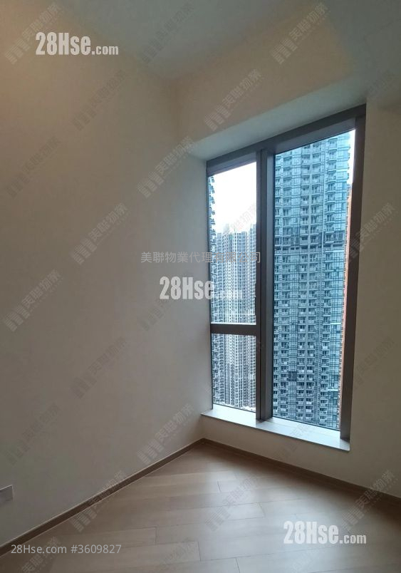 Villa Garda Ii Rental 1 Bedroom , 1 Bathroom 339 ft² ( 31.5 m² ) Villa Garda Ii Rental 1 Bedroom , 1 Bathroom 339 ft² ( 31.5 m² )