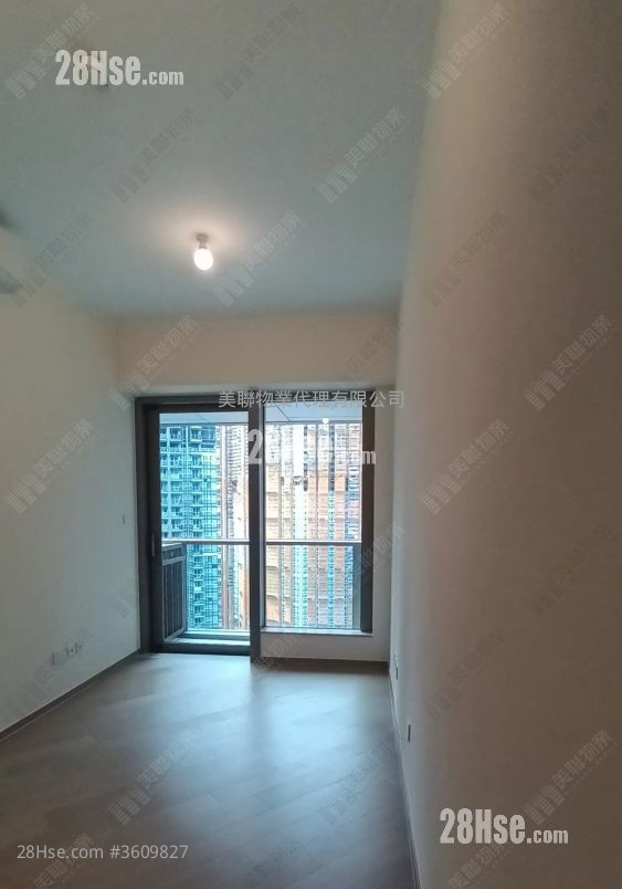 Villa Garda Ii Rental 1 Bedroom , 1 Bathroom 339 ft² ( 31.5 m² ) Villa Garda Ii Rental 1 Bedroom , 1 Bathroom 339 ft² ( 31.5 m² )