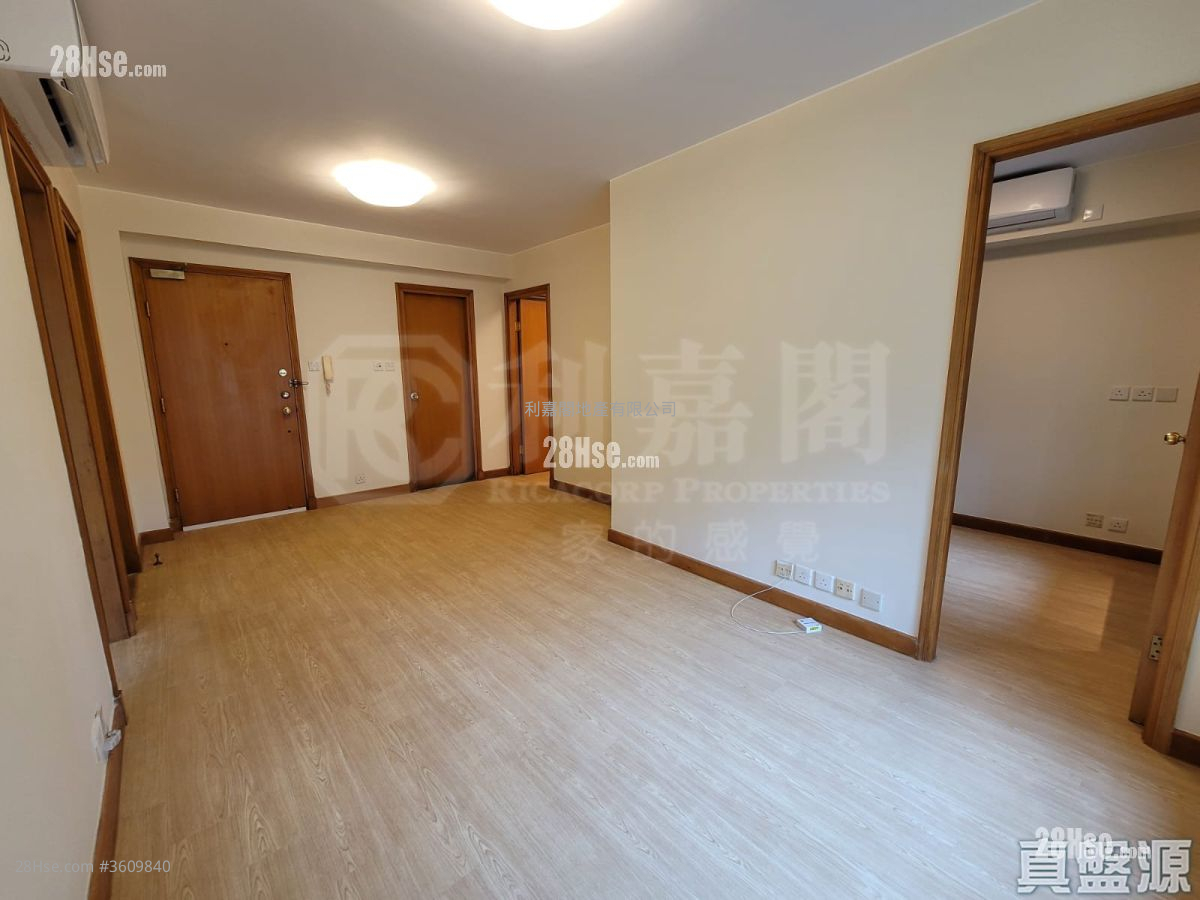Millennium Court Sell 3 Bedrooms 509 ft² ( 47.3 m² ) Millennium Court Sell 3 Bedrooms 509 ft² ( 47.3 m² )
