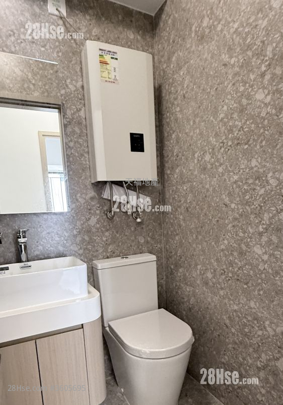 百年大楼 租盘 2 房 , 1 浴室 550 平方尺 ( 51.1 平方米 ) 百年大楼 租盘 2 房 , 1 浴室 550 平方尺 ( 51.1 平方米 )