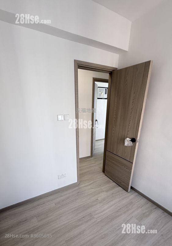 百年大楼 租盘 2 房 , 1 浴室 550 平方尺 ( 51.1 平方米 ) 百年大楼 租盘 2 房 , 1 浴室 550 平方尺 ( 51.1 平方米 )