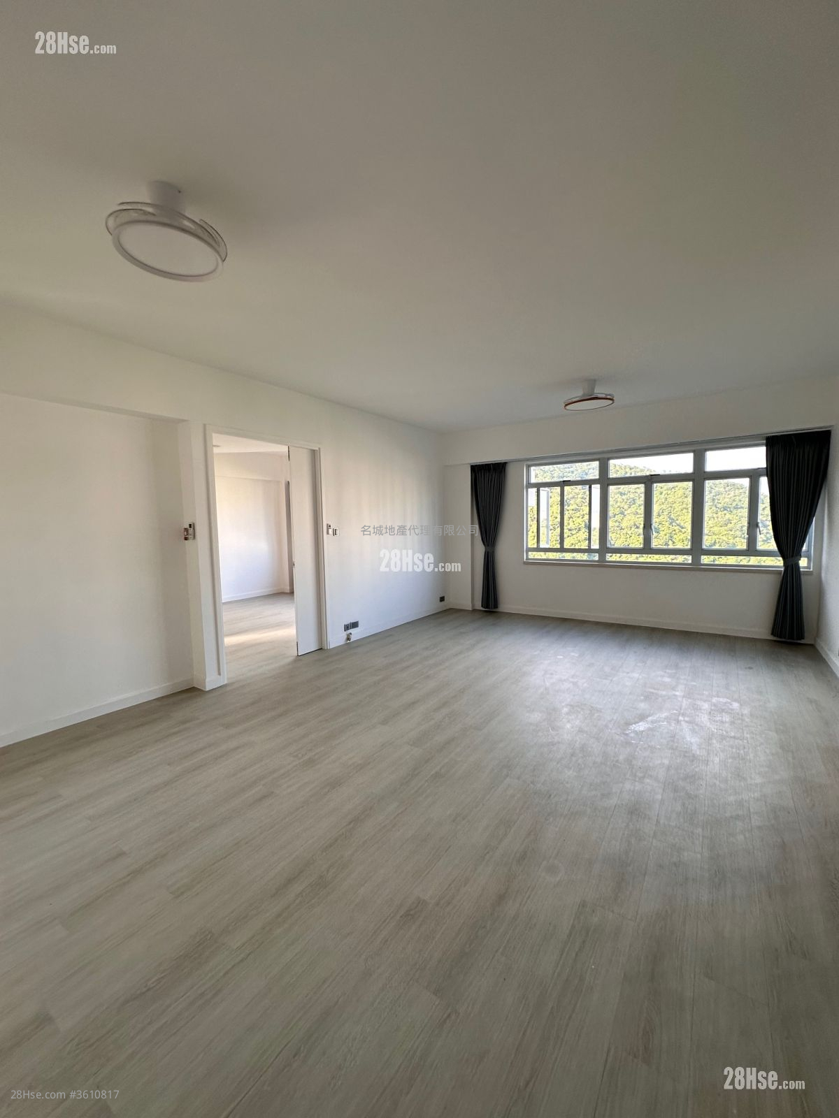 乐林园 租盘 3 房 , 2 浴室 1,058 平方尺 ( 98.3 平方米 ) 乐林园 租盘 3 房 , 2 浴室 1,058 平方尺 ( 98.3 平方米 )