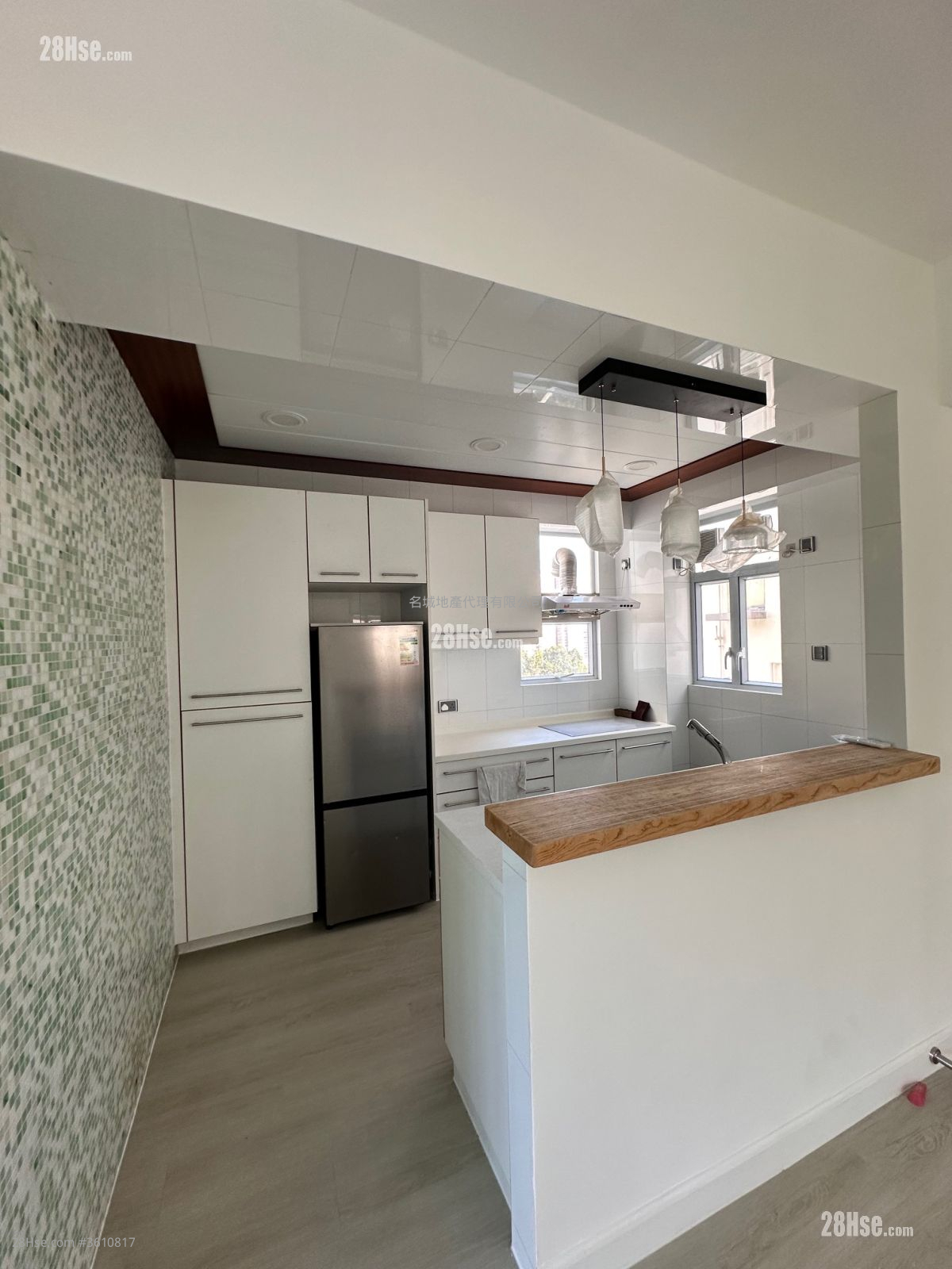 乐林园 租盘 3 房 , 2 浴室 1,058 平方尺 ( 98.3 平方米 ) 乐林园 租盘 3 房 , 2 浴室 1,058 平方尺 ( 98.3 平方米 )