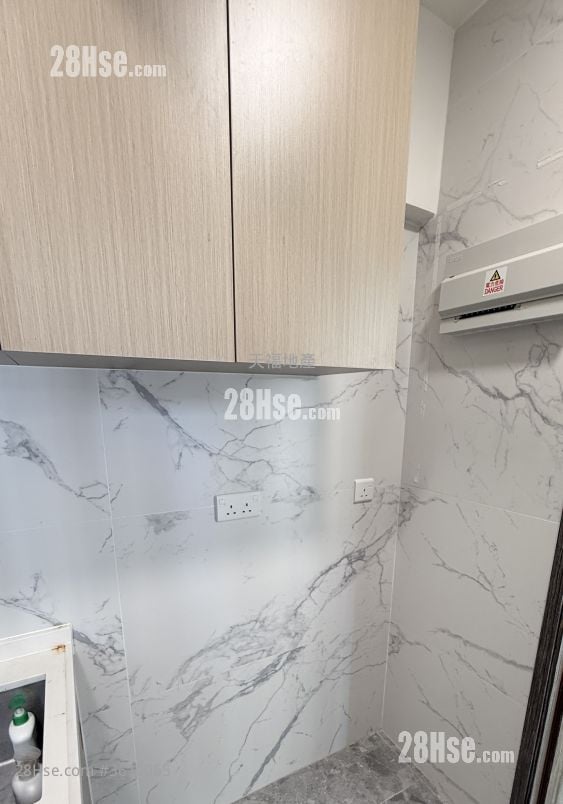 百年大楼 租盘 2 房 , 1 浴室 416 平方尺 ( 38.6 平方米 ) 百年大楼 租盘 2 房 , 1 浴室 416 平方尺 ( 38.6 平方米 )