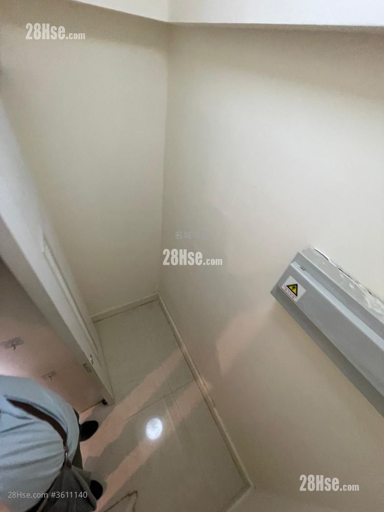 名城 租盘 3 房 , 2 浴室 757 平方尺 ( 70.3 平方米 ) 名城 租盘 3 房 , 2 浴室 757 平方尺 ( 70.3 平方米 )