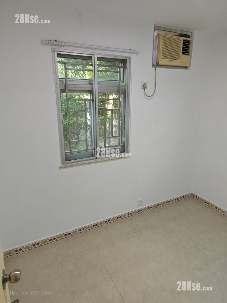 Village Rental 3 Bedrooms , 1 Bathroom Village Rental 3 Bedrooms , 1 Bathroom