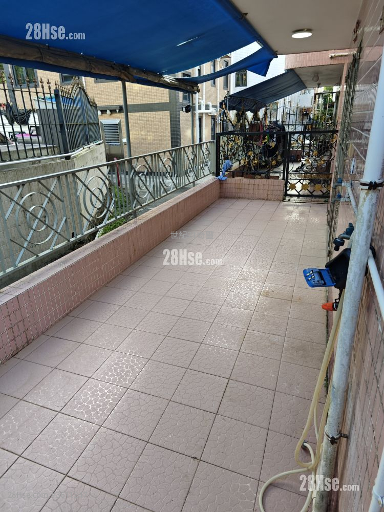 Village Rental 3 Bedrooms , 1 Bathroom Village Rental 3 Bedrooms , 1 Bathroom