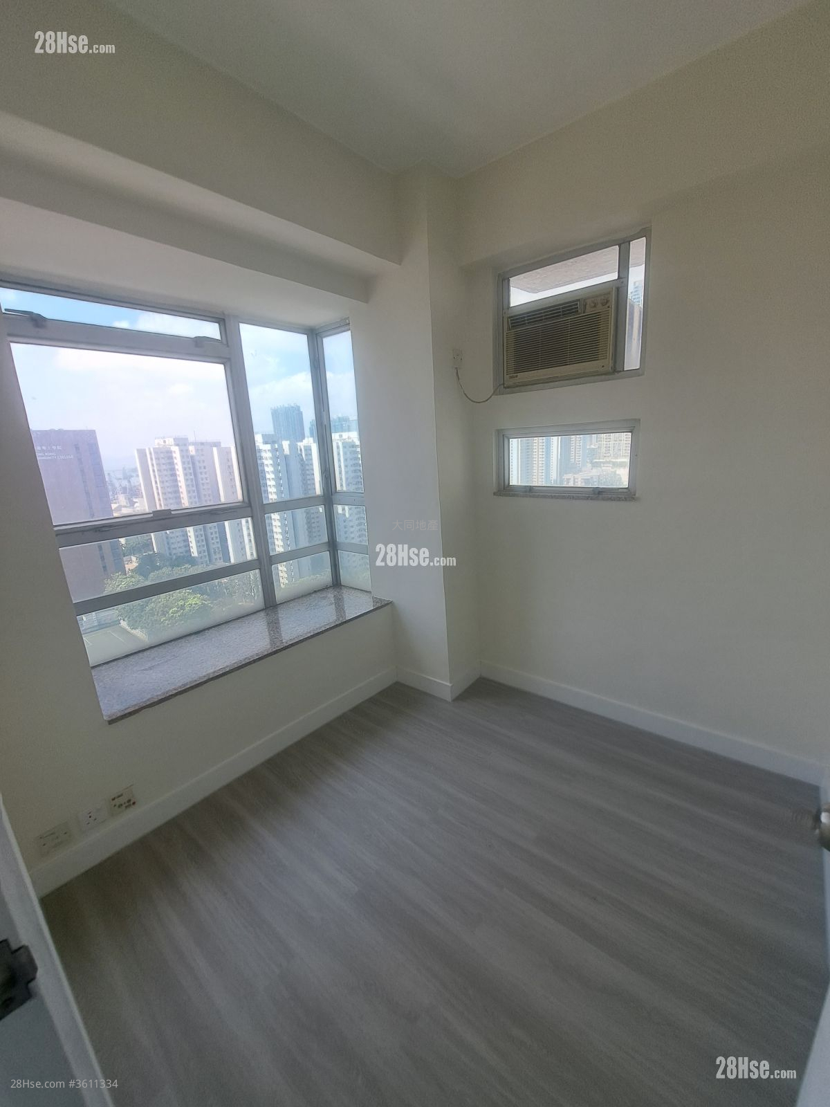 Cheong Fat Mansion Sell 2 Bedrooms , 1 Bathroom 325 ft² ( 30.2 m² ) Cheong Fat Mansion Sell 2 Bedrooms , 1 Bathroom 325 ft² ( 30.2 m² )