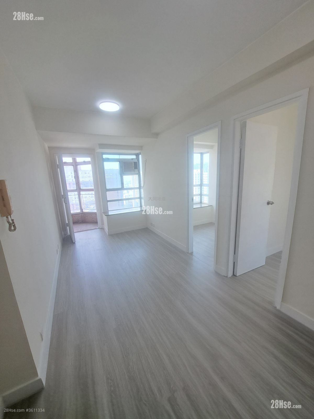 Cheong Fat Mansion Sell 2 Bedrooms , 1 Bathroom 325 ft² ( 30.2 m² ) Cheong Fat Mansion Sell 2 Bedrooms , 1 Bathroom 325 ft² ( 30.2 m² )