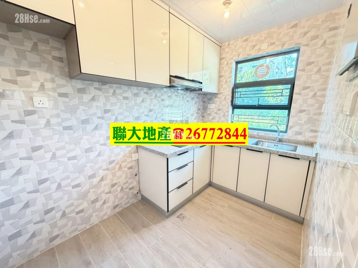 Village Rental 3 Bedrooms , 2 Bathrooms 630 ft² ( 58.5 m² ) Village Rental 3 Bedrooms , 2 Bathrooms 630 ft² ( 58.5 m² )