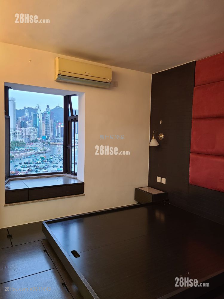 Victoria Centre Sell 3 Bedrooms , 2 Bathrooms 777 ft² ( 72.2 m² ) Victoria Centre Sell 3 Bedrooms , 2 Bathrooms 777 ft² ( 72.2 m² )