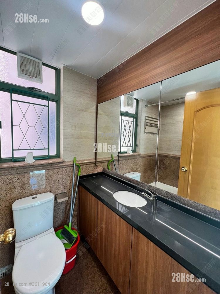 卓尔居 售盘 2 房 512 平方尺 ( 47.6 平方米 ) 卓尔居 售盘 2 房 512 平方尺 ( 47.6 平方米 )