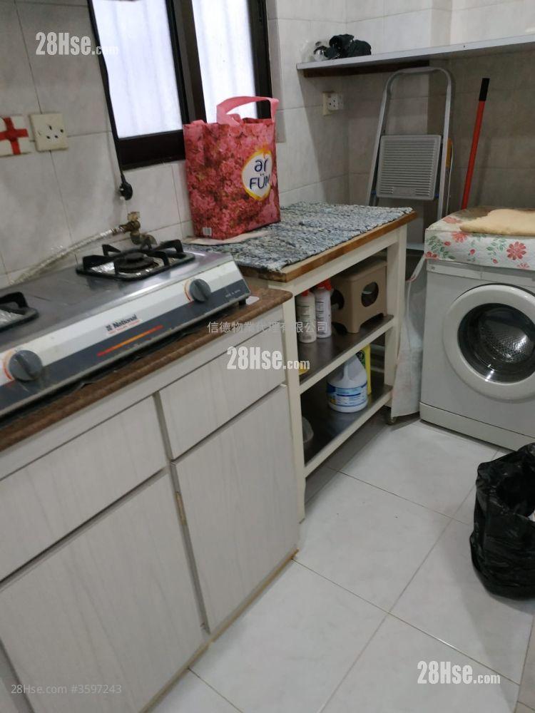 百利大厦 租盘 2 房 , 2 浴室 670 平方尺 ( 62.2 平方米 )