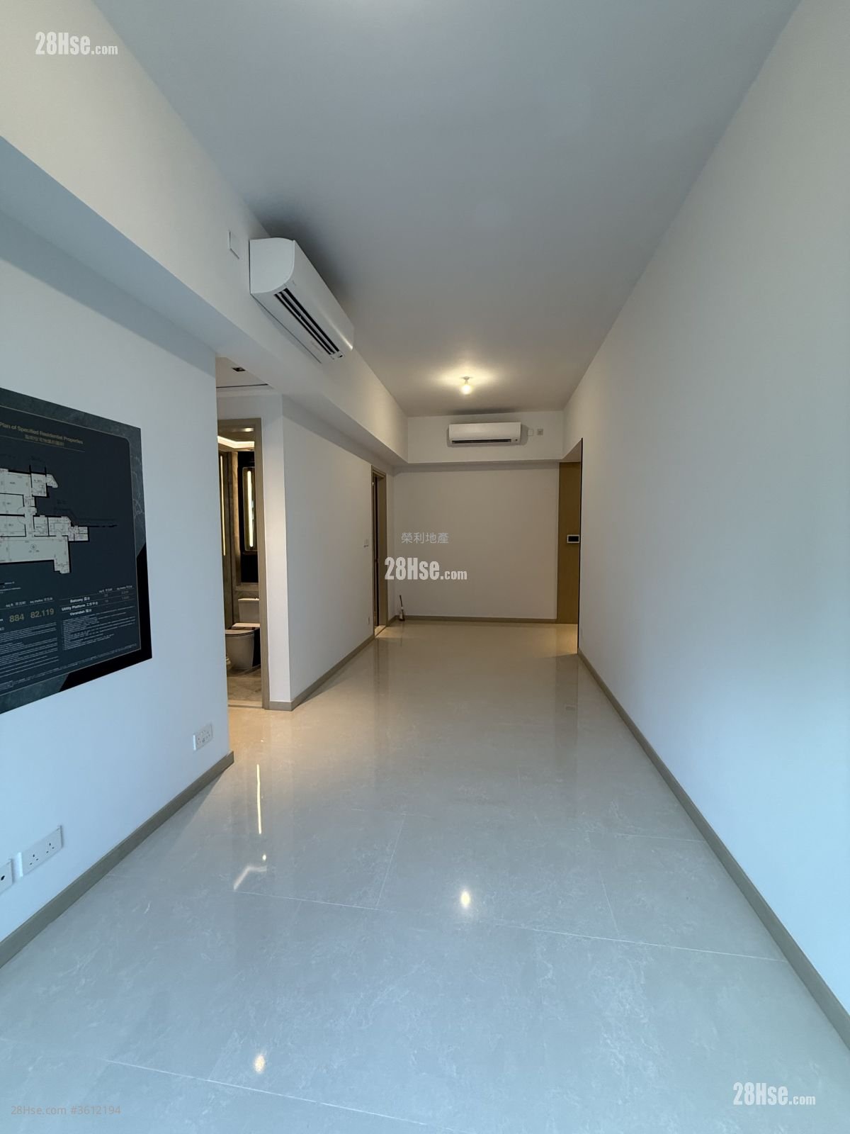 太子道西233号 售盘 4 房 , 2 浴室 884 平方尺 ( 82.1 平方米 )