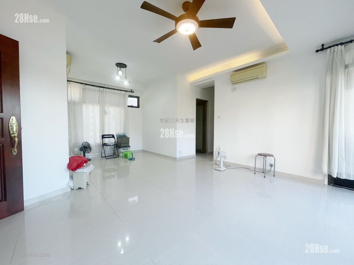 龙珠岛花园 售盘 3 房 , 2 浴室 761 平方尺 ( 70.7 平方米 ) 龙珠岛花园 售盘 3 房 , 2 浴室 761 平方尺 ( 70.7 平方米 )