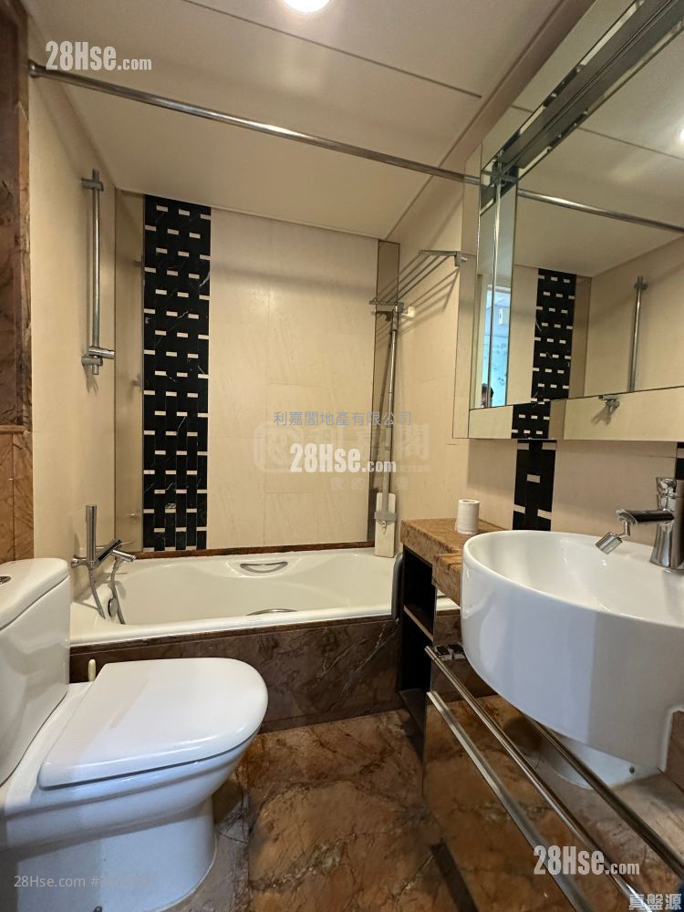 名城 售盘 2 房 739 平方尺 ( 68.7 平方米 ) 名城 售盘 2 房 739 平方尺 ( 68.7 平方米 )