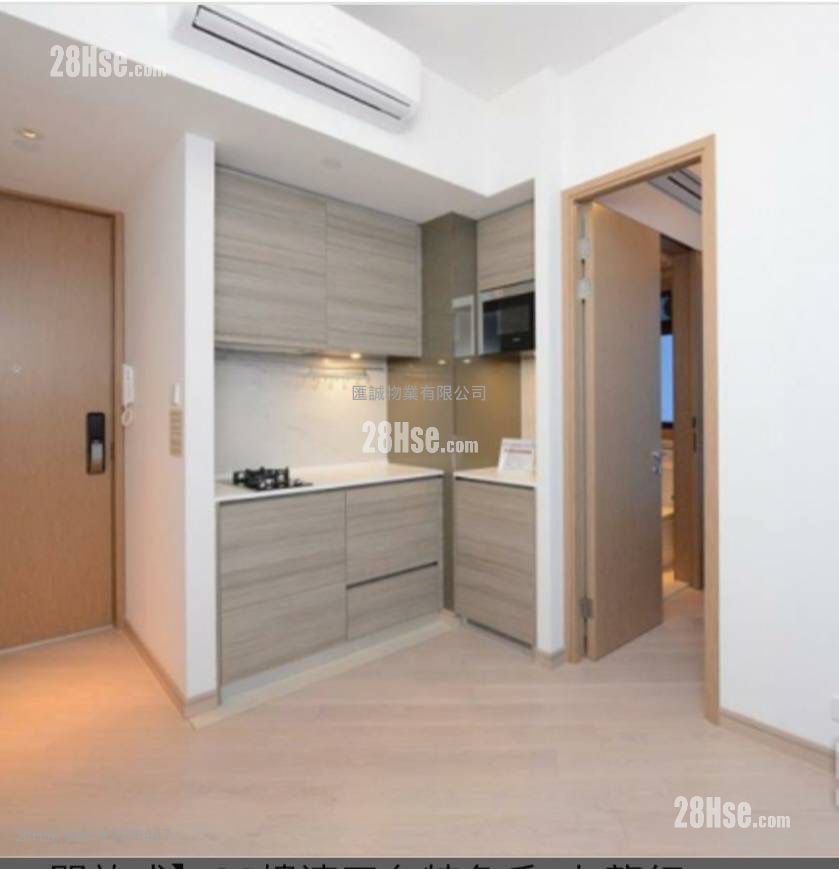 Axis Rental 1 Bedroom , 1 Bathroom 247 ft² ( 22.9 m² )