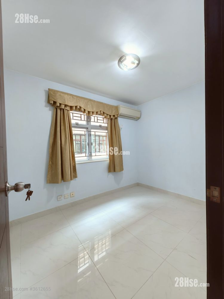 村屋 租盘 3 房 , 1 浴室 700 平方尺 ( 65.0 平方米 ) 村屋 租盘 3 房 , 1 浴室 700 平方尺 ( 65.0 平方米 )