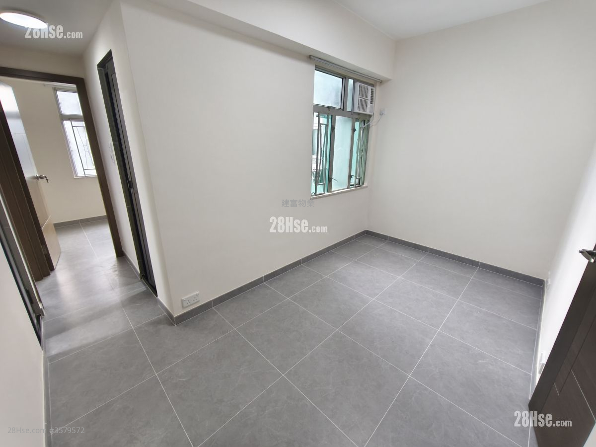 金马大厦 售盘 2 房 , 1 浴室 305 平方尺 ( 28.3 平方米 )