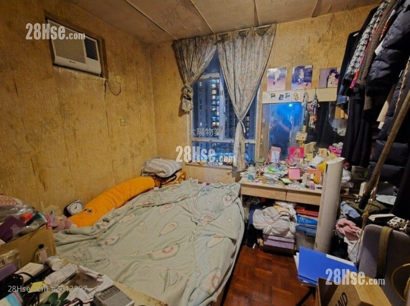 黄埔花园 售盘 3 房 639 平方尺 ( 59.4 平方米 ) 黄埔花园 售盘 3 房 639 平方尺 ( 59.4 平方米 )