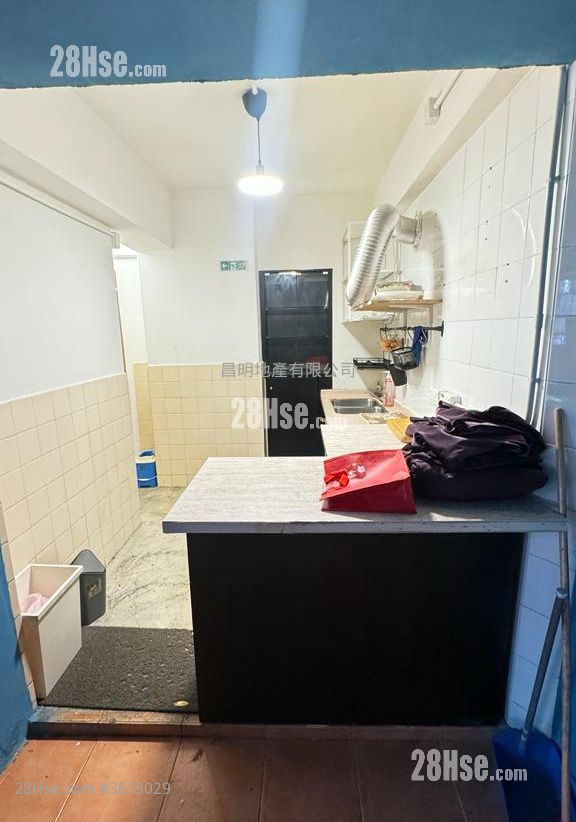 永安苑 租盘 1 浴室 906 平方尺 ( 84.2 平方米 ) 永安苑 租盘 1 浴室 906 平方尺 ( 84.2 平方米 )