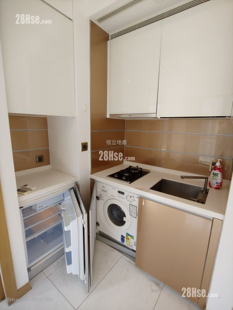 High West Sell 1 Bedroom , 1 Bathroom 293 ft² ( 27.2 m² ) High West Sell 1 Bedroom , 1 Bathroom 293 ft² ( 27.2 m² )